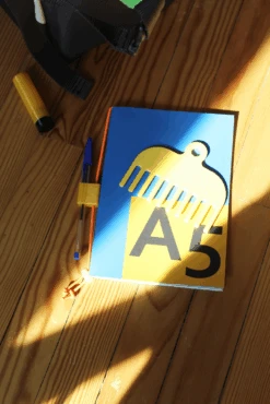 Pen Holder Bookmark - Green(Pen Holder Bookmark Green) -Alt visuelportestylosmall